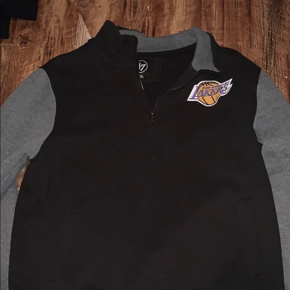 Men’s quarter zip sweater